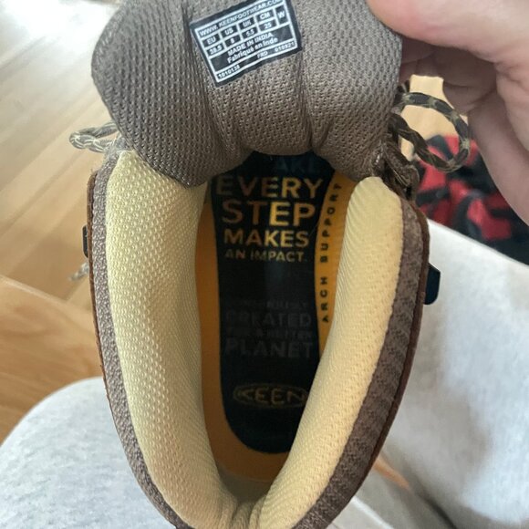 Keen Womens Voyageur mid hiking shoes size 8 ( like new) - Picture 7 of 13